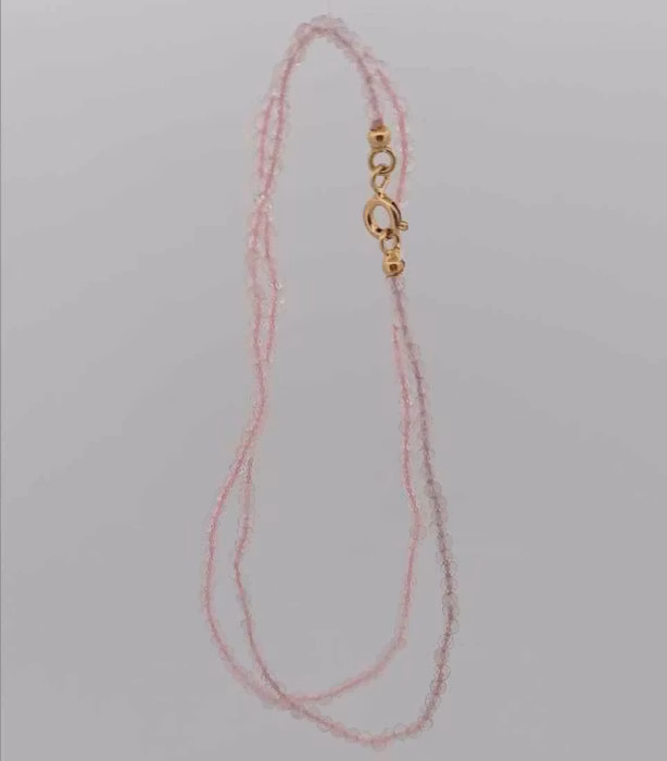 Halsband med rosenkvarts