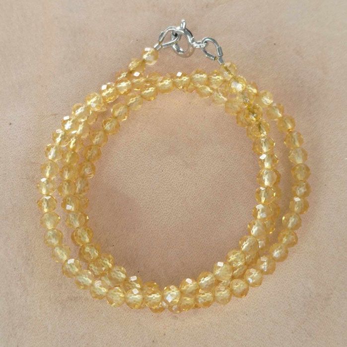 Halsband med citriner
