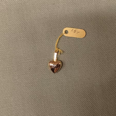 Guldhjärta med litet hjärta i vitguld