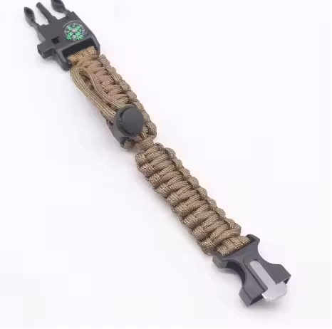 Överlevnadsarmband i paracord