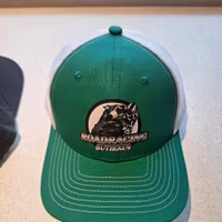 Caps