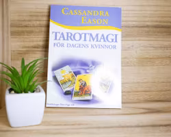Tarotmagi för dagens kvinnor
