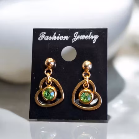 Örhänge månadsten