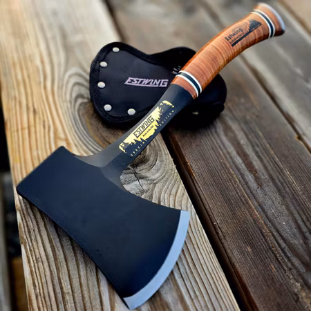 Estwing yxan för livet i vildmarken Estwing Special Edition Axe