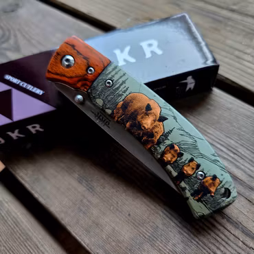 Fällkniv med vackert djurmotiv JKR