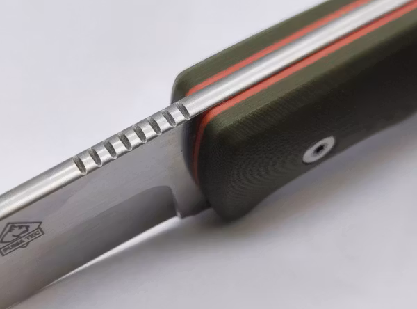 PUMA TEC Hunt To Survive D2 – Taktisk kniv i D2-stål för jakt och vildmark