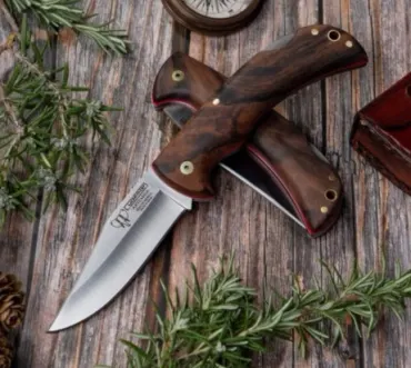 Cudeman Artemisa 326-G fällkniv 9 cm – handgjord i valnöt, Böhler N690Co