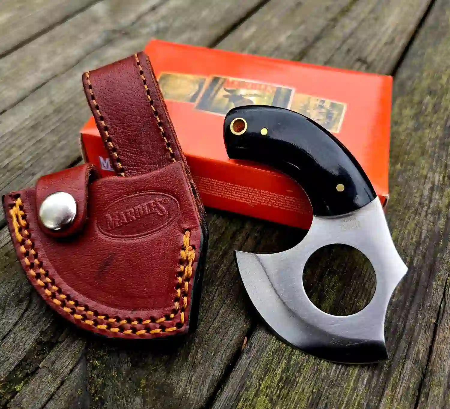 Marbles Ulu Skinner – 11 cm med Svart Djurhorn & Läderslida | Knivmagasinet