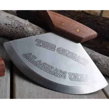 Rough Ryder Ulu-kniv 15 cm med Träställ – Great Alaskan Ulu