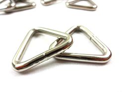 S631 Trekantsring 30 mm (10/50 st)