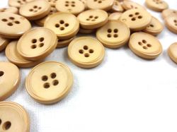 K013 Knapp 15 mm beige
