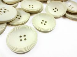 K013 Knapp 31 mm ljusbeige