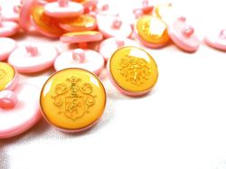 K015 Knapp Emblem 18 mm rosa