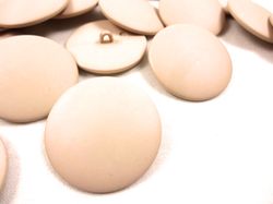 K033 Knapp 34 mm ljusbeige