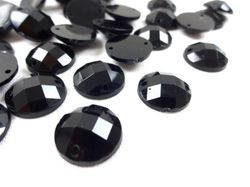 K383 Knapp 14 mm Diamant svart