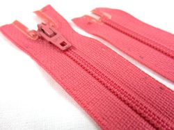 D072 Blixtlås 18 cm Opti 4 mm spiral ej delbar rosa