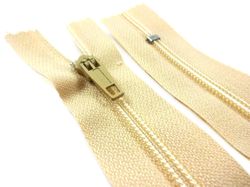 D115 Blixtlås 18 cm 4 mm spiral ej delbar ljusbeige