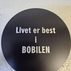 Koppunderlag\Bordbrikke med valgfri tekst