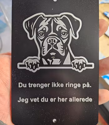 Boxer dørskilt