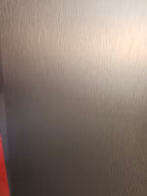 Hustall børstet messing eller uten adresse
