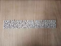 Johannes 3:16 i utskåret tre