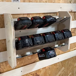 Milwaukee batteristativ