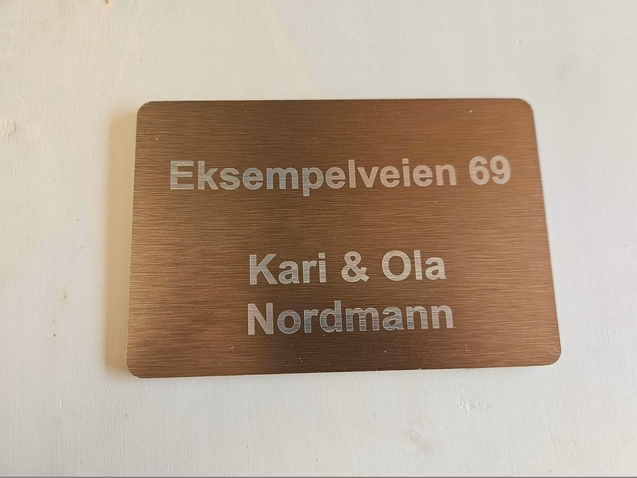 Postkasseskilt Børstet Messing
