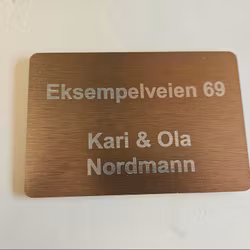 Postkasseskilt Børstet Messing