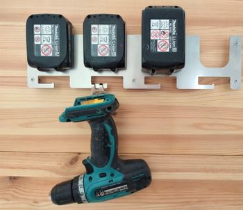 Makita batteri og verktøy veggfeste