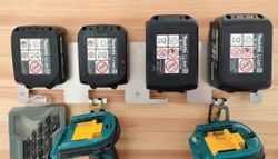 Makita batteri og verktøy veggfeste