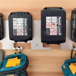 Makita batteri og verktøy veggfeste