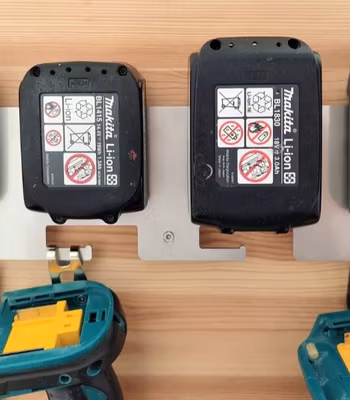 Makita batteri og verktøy veggfeste