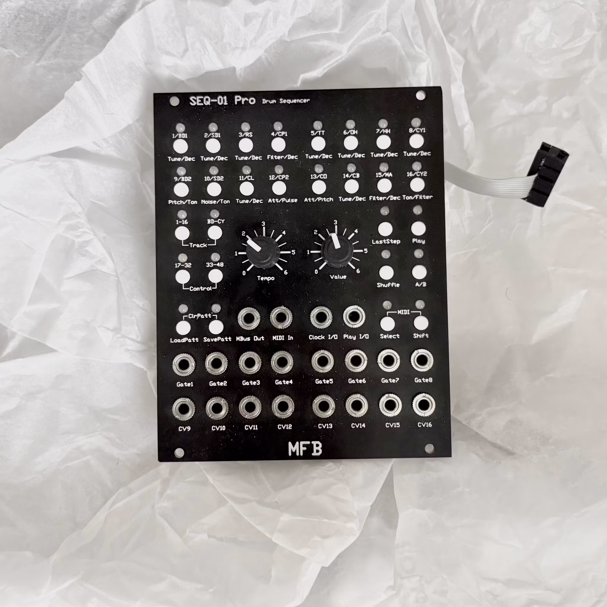 Pico SEQ - Erica Synths - Voltage Sound - Eurorack and modular synths