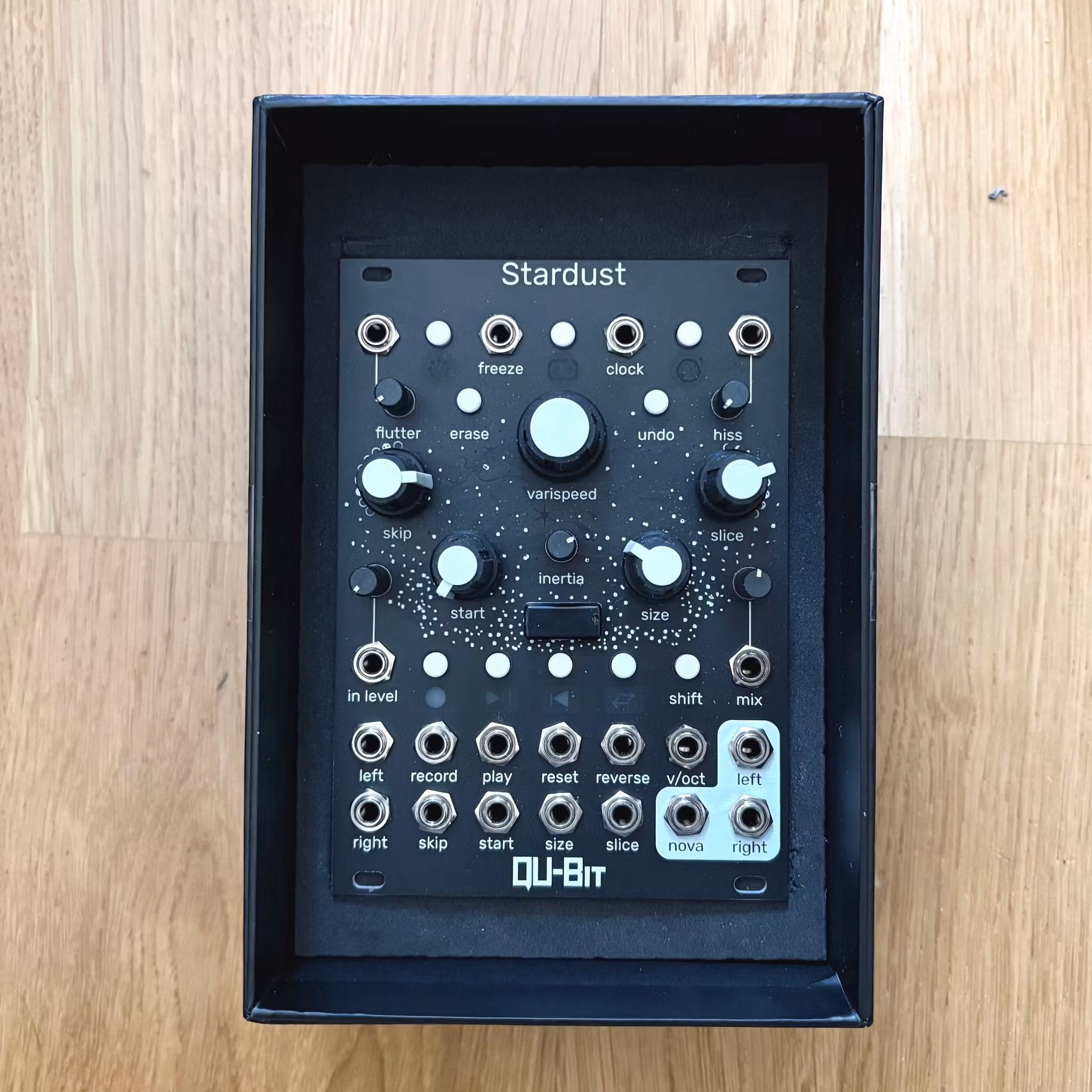 DRADD - Pladask Elektrisk - FX Eurorack Module - Voltage Sound