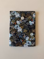 Book Sleeve Black Flowers