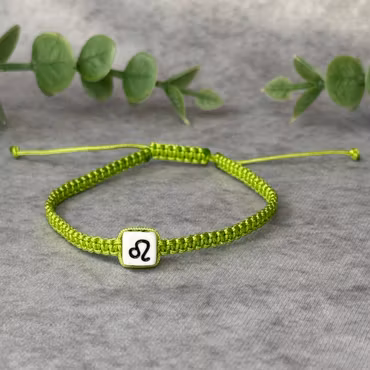 Armband med Lejonets Stjärntecken