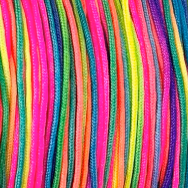 Regnbågsfärgad Nylontråd 0,8mm hel rulle