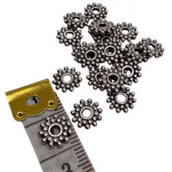 Antikfärgade daisys ca 9 mm, 20 st