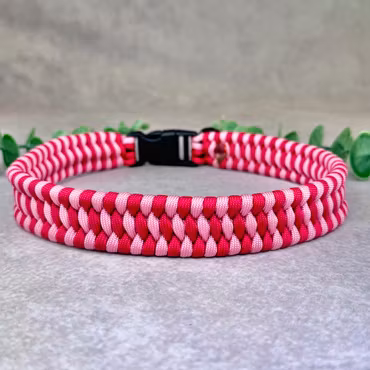 Rosa Hundhalsband med Säkerhetsspänne – ø 51 cm