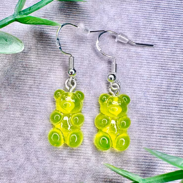 Neongulgröna gummibjörn-örhängen