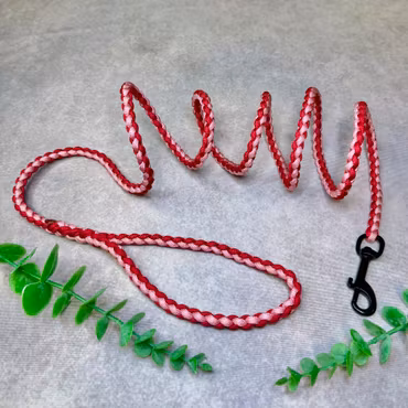 Handgjort Hundkoppel i rosa toner – 180 cm