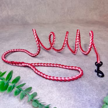 Handgjort Hundkoppel i rosa toner – 180 cm