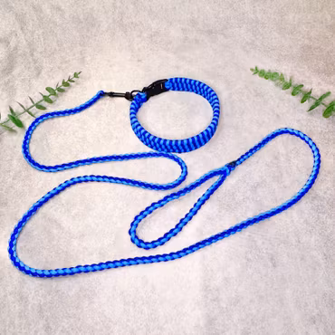 Handgjort Hundkoppel i blåatoner – 180 cm
