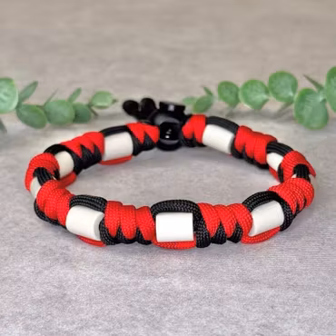 Imerialröd/Svart carbon Fästinghalsband – Naturligt skydd med EM®-keramik