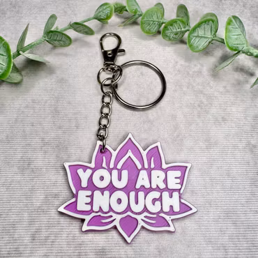 Väskhänge Lotus – You are enough