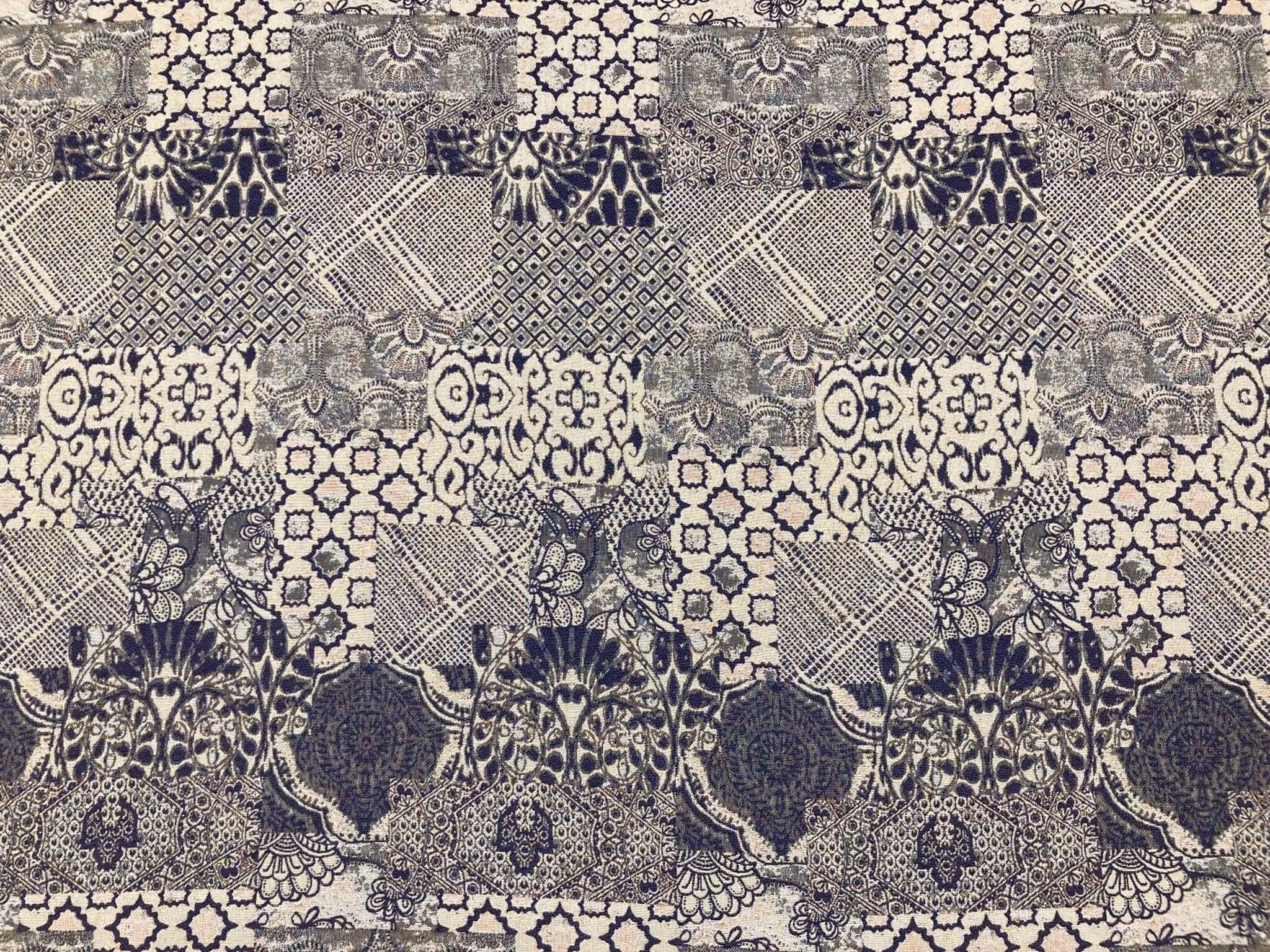 olika blå toner med mosaikmönster i orientalisk stil