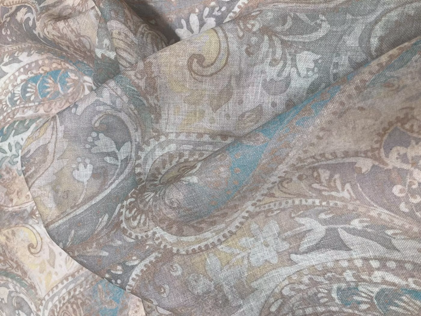 Paisley Vintage – hellinne med paisleymönster