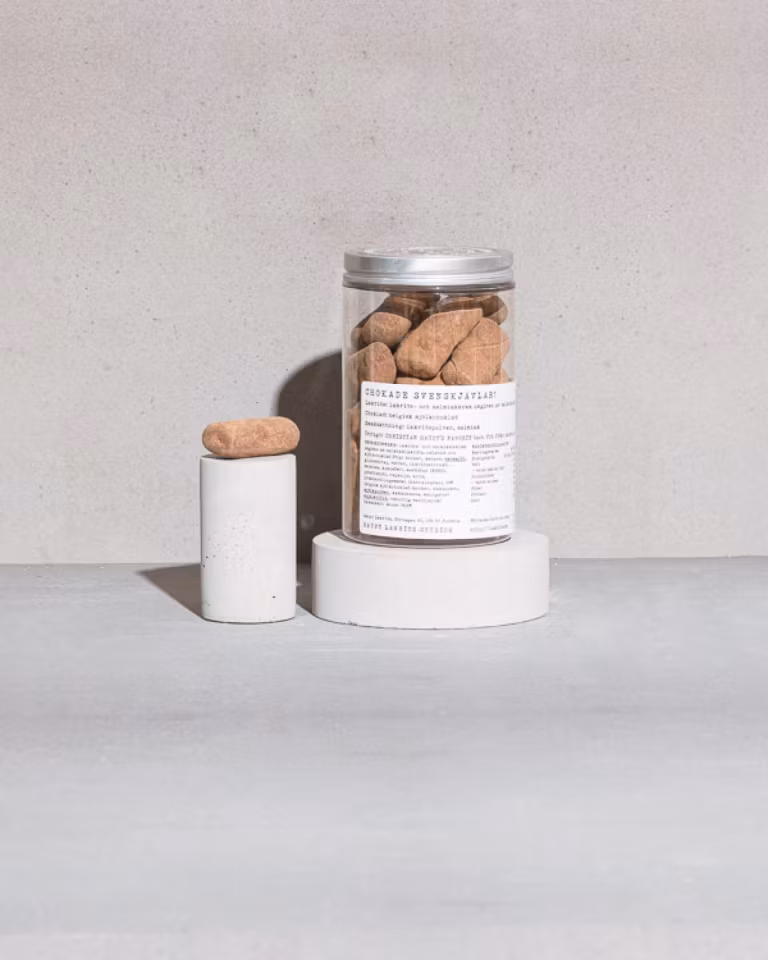 CHOKADE SVENSKJÄVLAR!