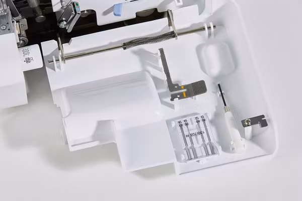 Brother 2104D Overlock - Tillbehörsfack