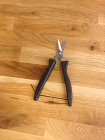 KlippAv nagelsax